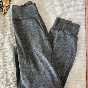 Align Joggers with Pockets